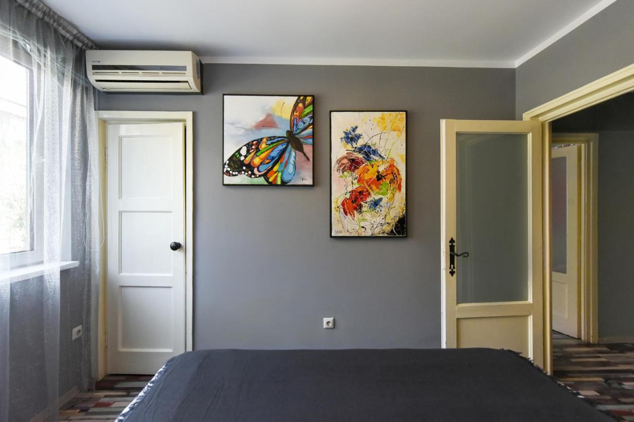 Captivating Old Town Apartment Bukarest Exterior foto
